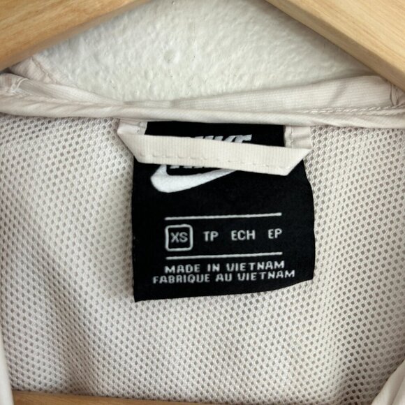 Nike Jacket Windrunner Windbreaker Hooded Full Zip Pink - Picture 9 of 11